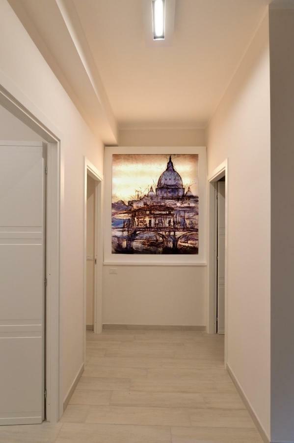 San Pietro Moonlight Luxury Apartment Rome Bagian luar foto